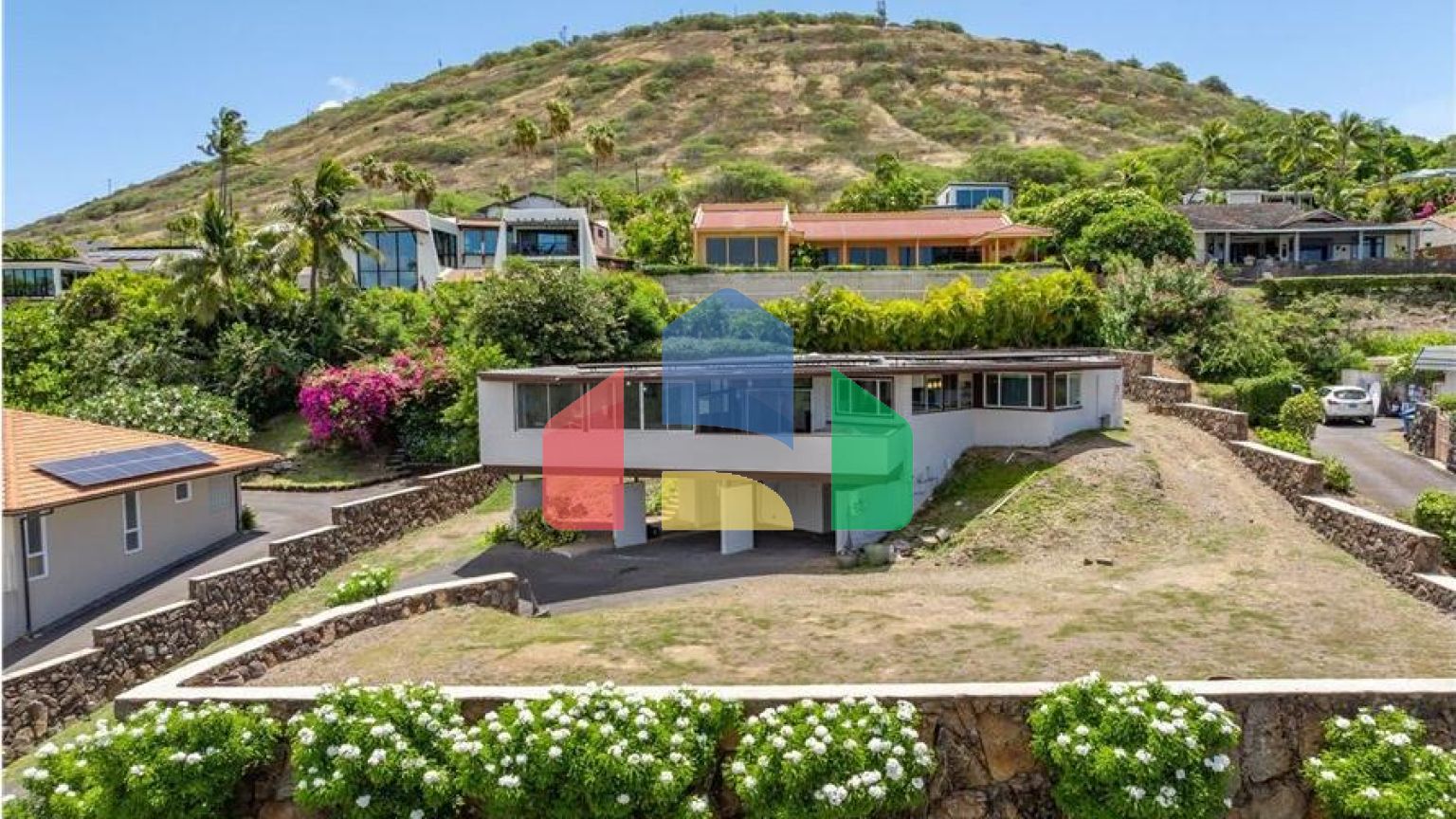 Residential - Single Family Home - Honolulu, Hawaii, United States - United States