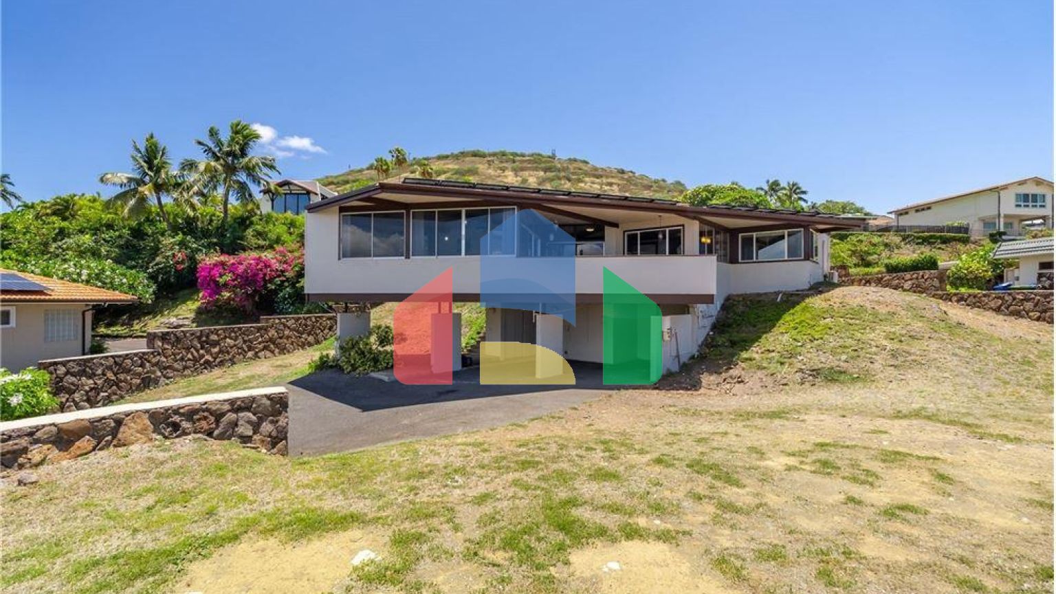 Residential - Single Family Home - Honolulu, Hawaii, United States - United States