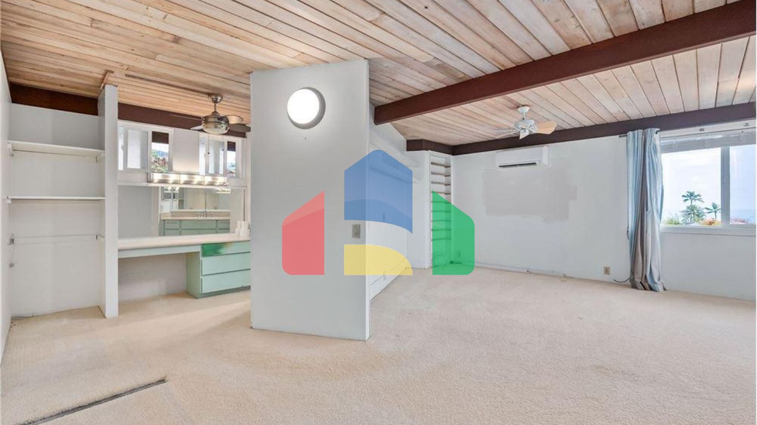 Residential - Single Family Home - Honolulu, Hawaii, United States - United States