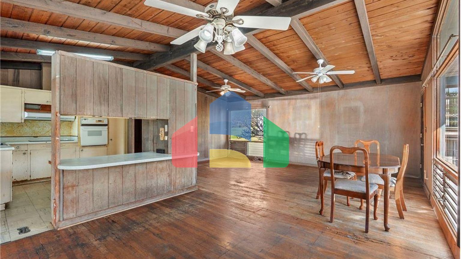 Residential - Single Family Home - Honolulu, Hawaii, United States - United States