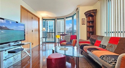 Residential - Condo/Apartment - Honolulu, Hawaii, United States - United States
