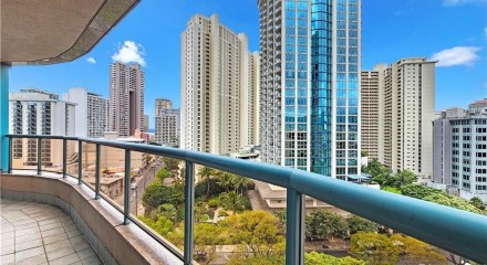 Residential - Condo/Apartment - Honolulu, Hawaii, United States - United States