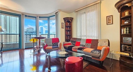 Residential - Condo/Apartment - Honolulu, Hawaii, United States - United States