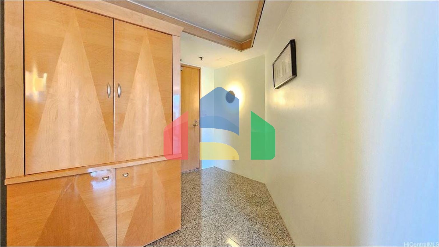 Residential - Condo/Apartment - Honolulu, Hawaii, United States - United States