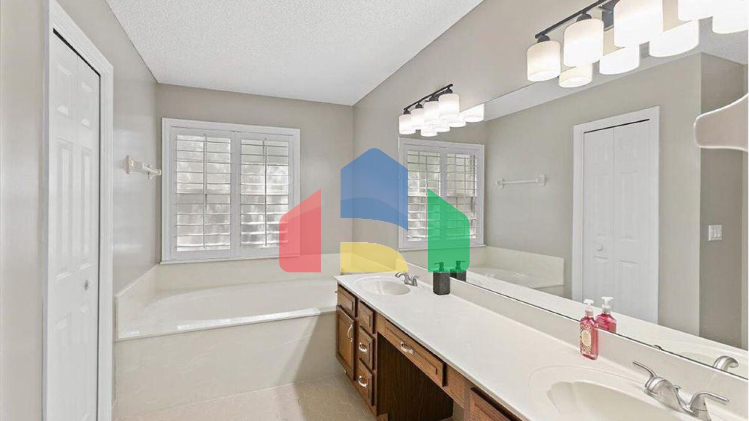 Residential - Single Family Home - Jacksonville, Florida, United States - United States