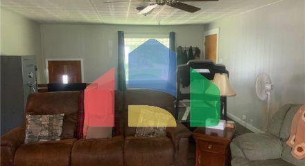 Residential - Single Family Home - Jacksonville, Illinois, United States - United States