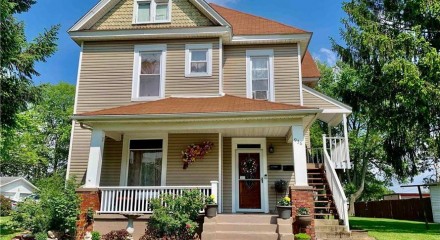 Residential - Single Family Home - Jacksonville, Illinois, United States - United States