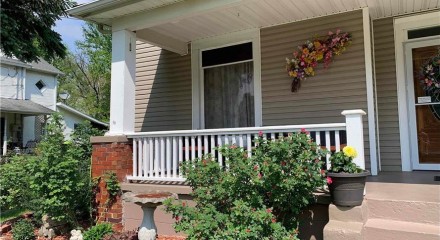 Residential - Single Family Home - Jacksonville, Illinois, United States - United States