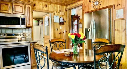 Residential - Single Family Home - Jacksonville, Illinois, United States - United States