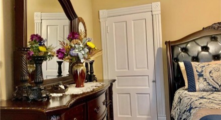 Residential - Single Family Home - Jacksonville, Illinois, United States - United States