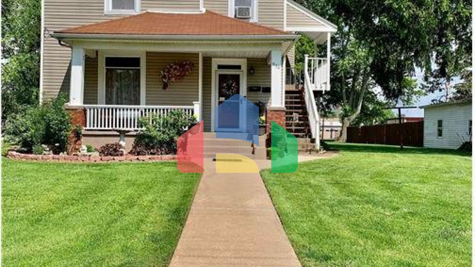 Residential - Single Family Home - Jacksonville, Illinois, United States - United States