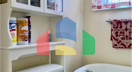 Residential - Single Family Home - Jacksonville, Illinois, United States - United States