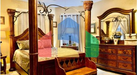 Residential - Single Family Home - Jacksonville, Illinois, United States - United States