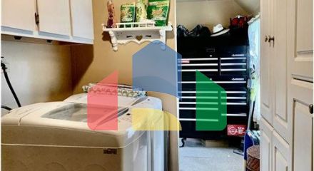 Residential - Single Family Home - Jacksonville, Illinois, United States - United States