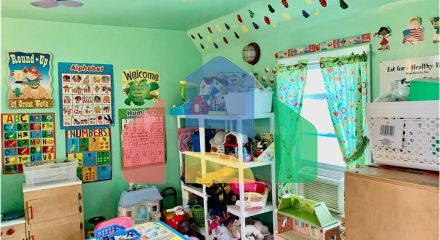 Residential - Single Family Home - Jacksonville, Illinois, United States - United States