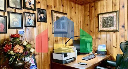 Residential - Single Family Home - Jacksonville, Illinois, United States - United States