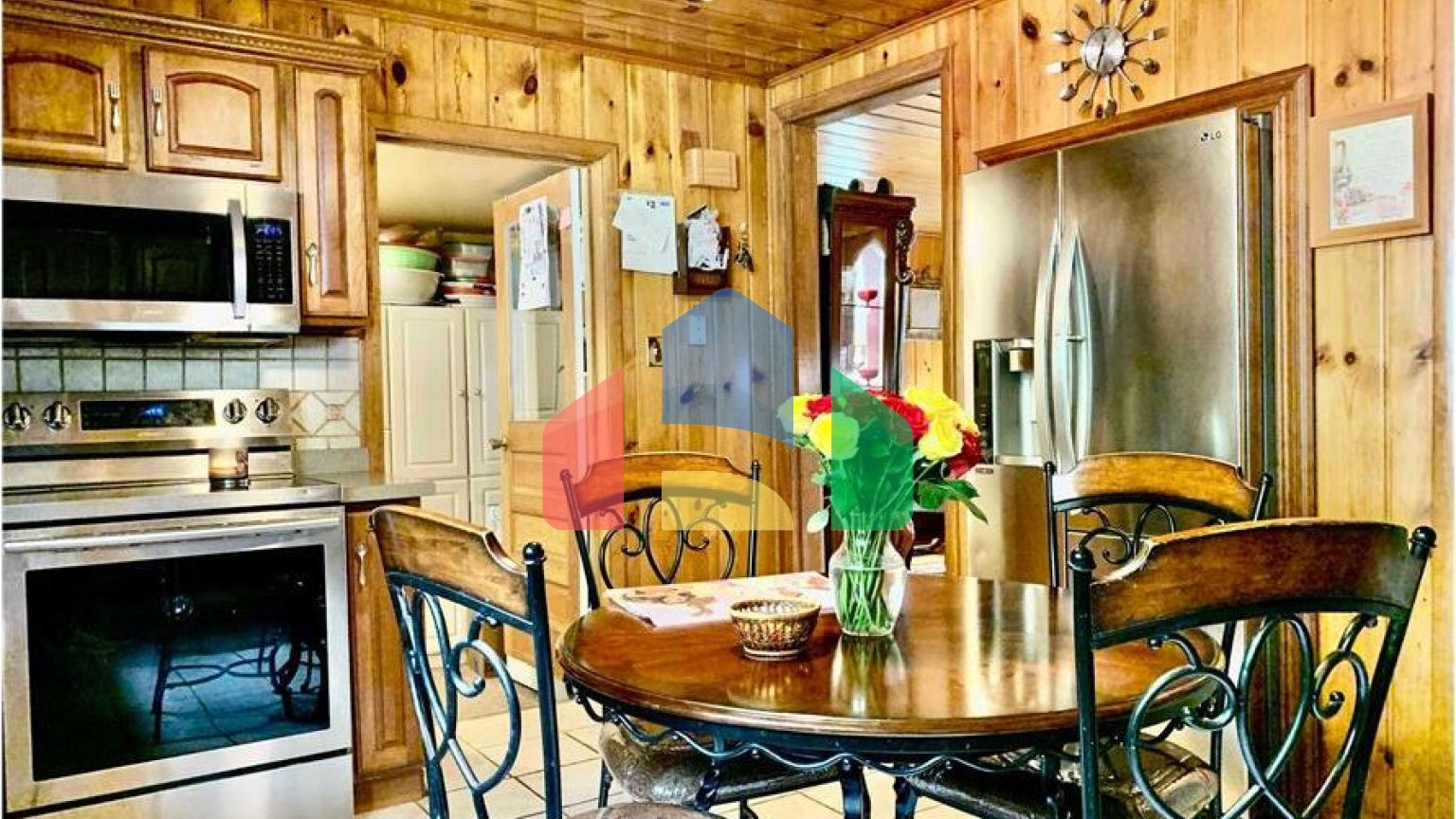 Residential - Single Family Home - Jacksonville, Illinois, United States - United States