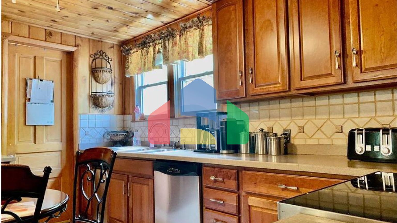 Residential - Single Family Home - Jacksonville, Illinois, United States - United States