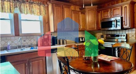 Residential - Single Family Home - Jacksonville, Illinois, United States - United States