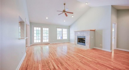 Residential - Single Family Home - Jacksonville, North Carolina, United States - United States