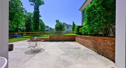 Residential - Single Family Home - Jacksonville, North Carolina, United States - United States