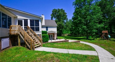 Residential - Single Family Home - Jacksonville, North Carolina, United States - United States