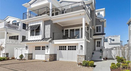 Residential - Single Family Home - Long Beach, New Jersey, United States - United States