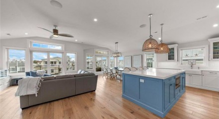 Residential - Single Family Home - Long Beach, New Jersey, United States - United States
