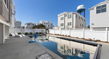 Residential - Single Family Home - Long Beach, New Jersey, United States - United States
