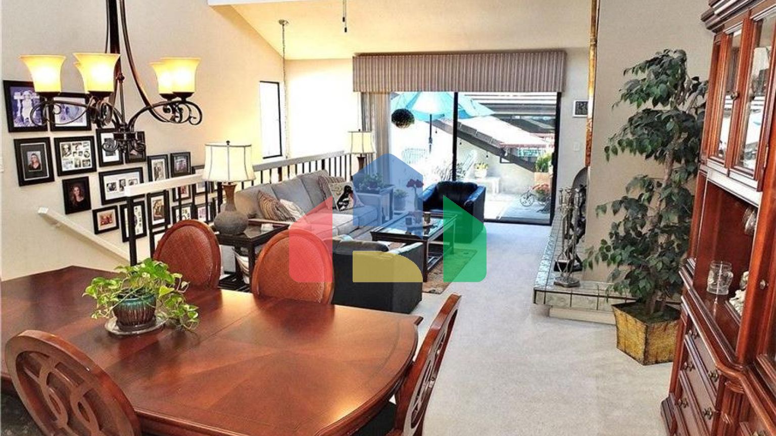 Residential - Townhouse - Long Beach, California, United States - United States