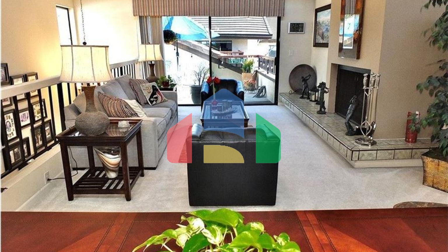 Residential - Townhouse - Long Beach, California, United States - United States