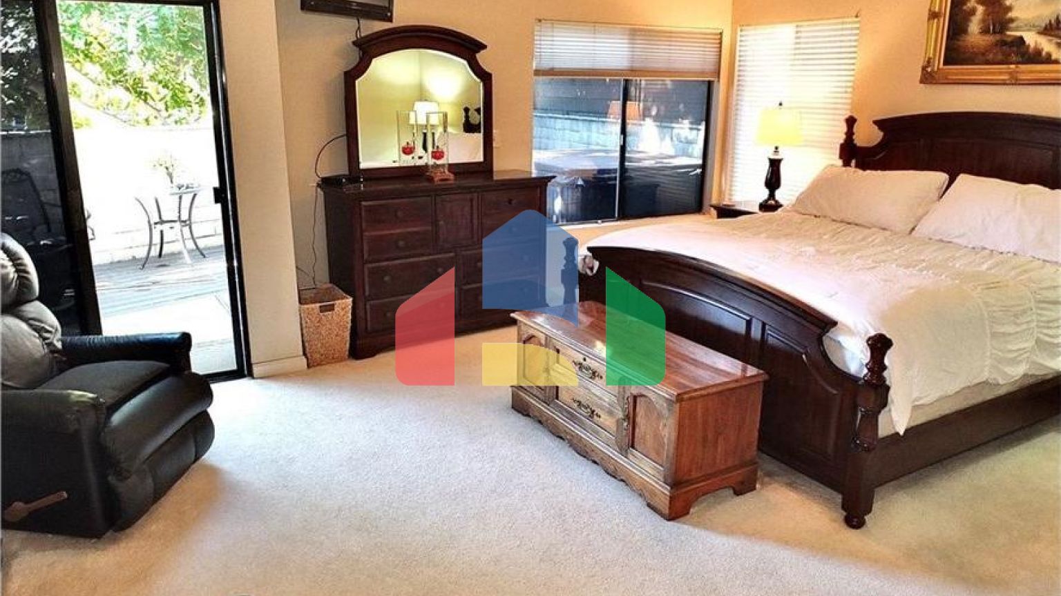 Residential - Townhouse - Long Beach, California, United States - United States