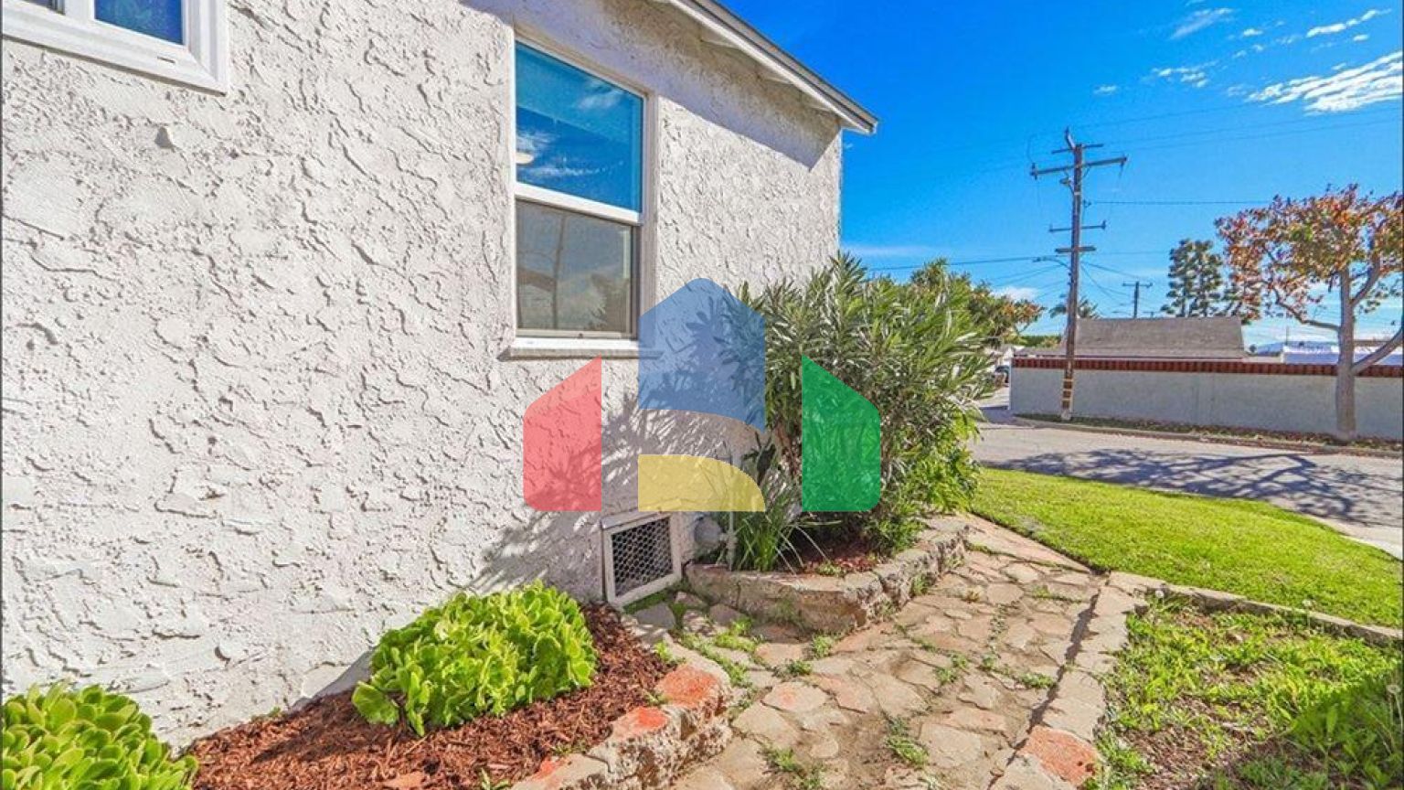 Residential - Single Family Home - Los Angeles, California, United States - United States