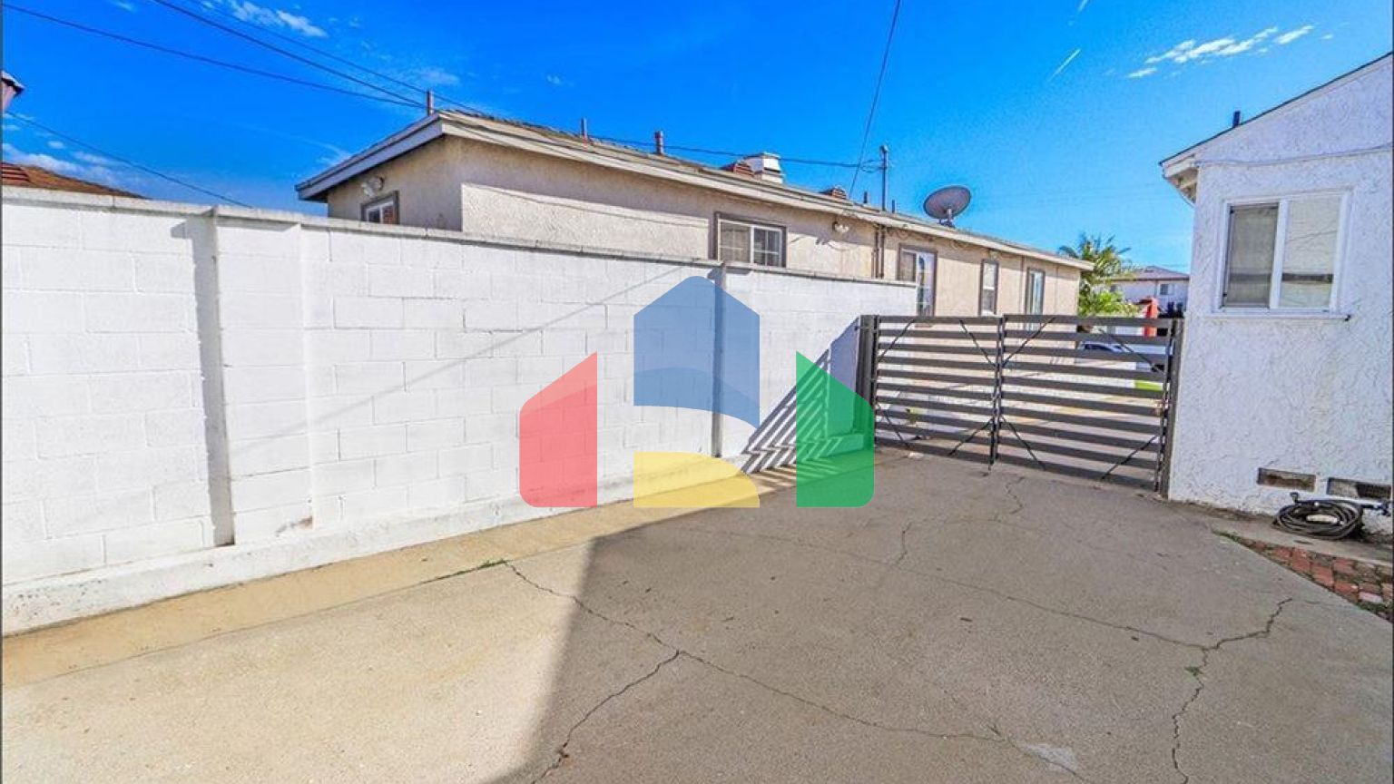 Residential - Single Family Home - Los Angeles, California, United States - United States