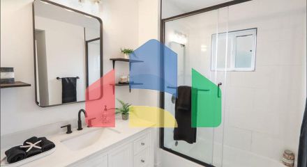 Residential - Single Family Home - Los Angeles, California, United States - United States