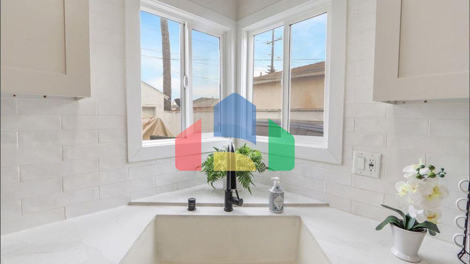 Residential - Single Family Home - Los Angeles, California, United States - United States