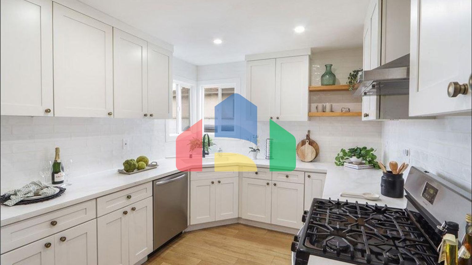 Residential - Single Family Home - Los Angeles, California, United States - United States