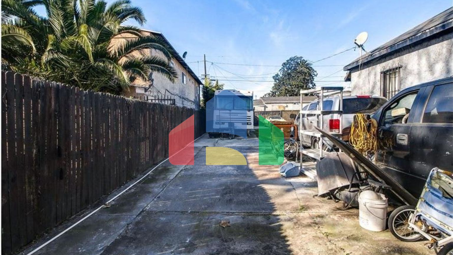 Residential - Single Family Home - Los Angeles, California, United States - United States