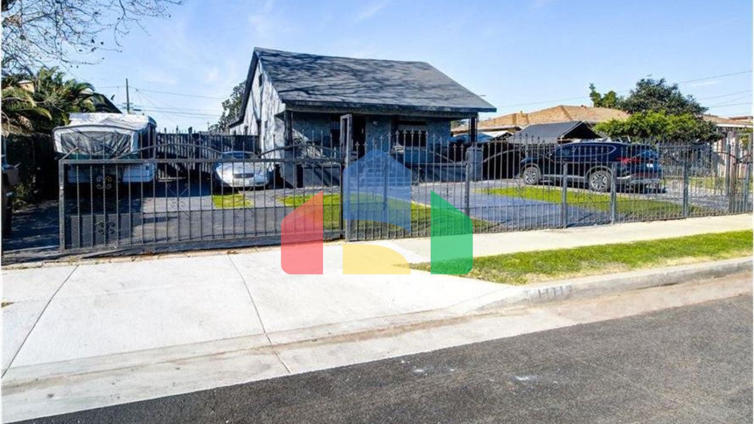 Residential - Single Family Home - Los Angeles, California, United States - United States