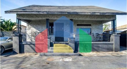 Residential - Single Family Home - Los Angeles, California, United States - United States Residential - Single Family Home - Los Angeles, California, United States - United States