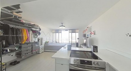 Residential - Condo/Apartment - Miami, Florida, United States - United States