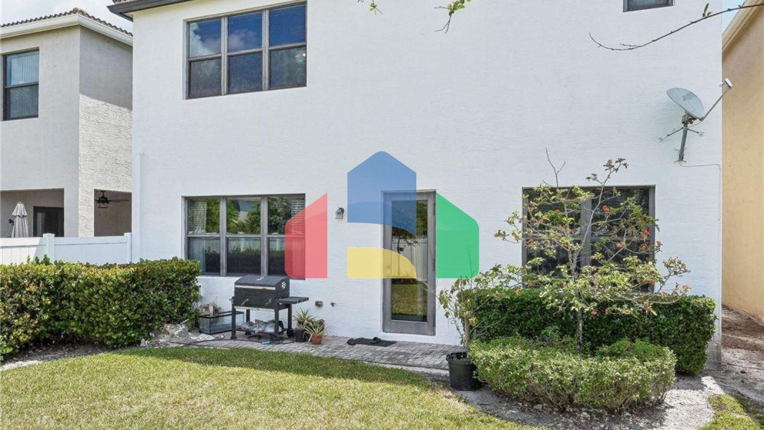 Residential - Single Family Home - Miami, Florida, United States - United States