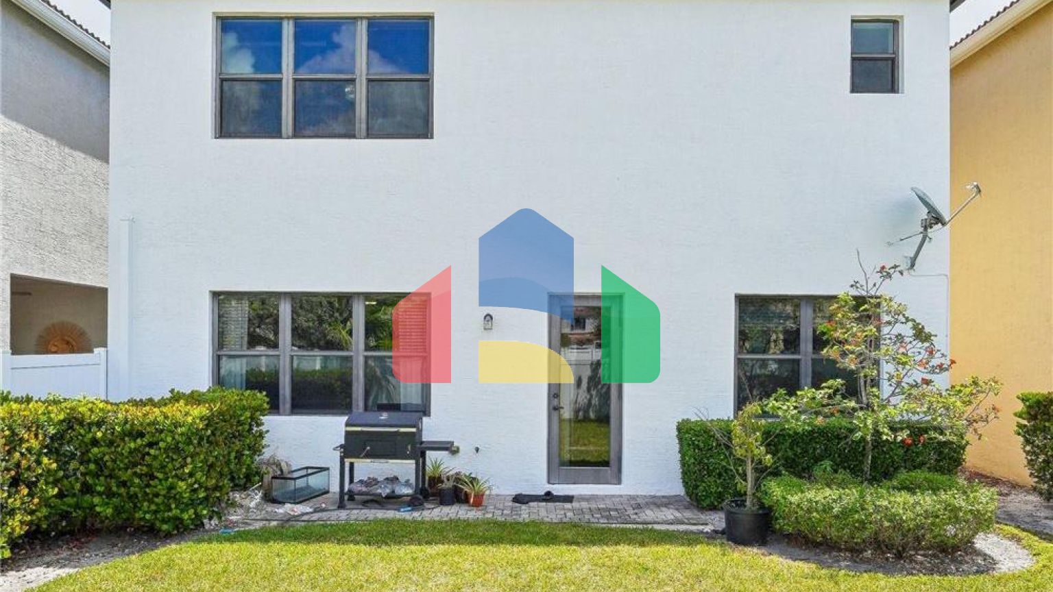 Residential - Single Family Home - Miami, Florida, United States - United States