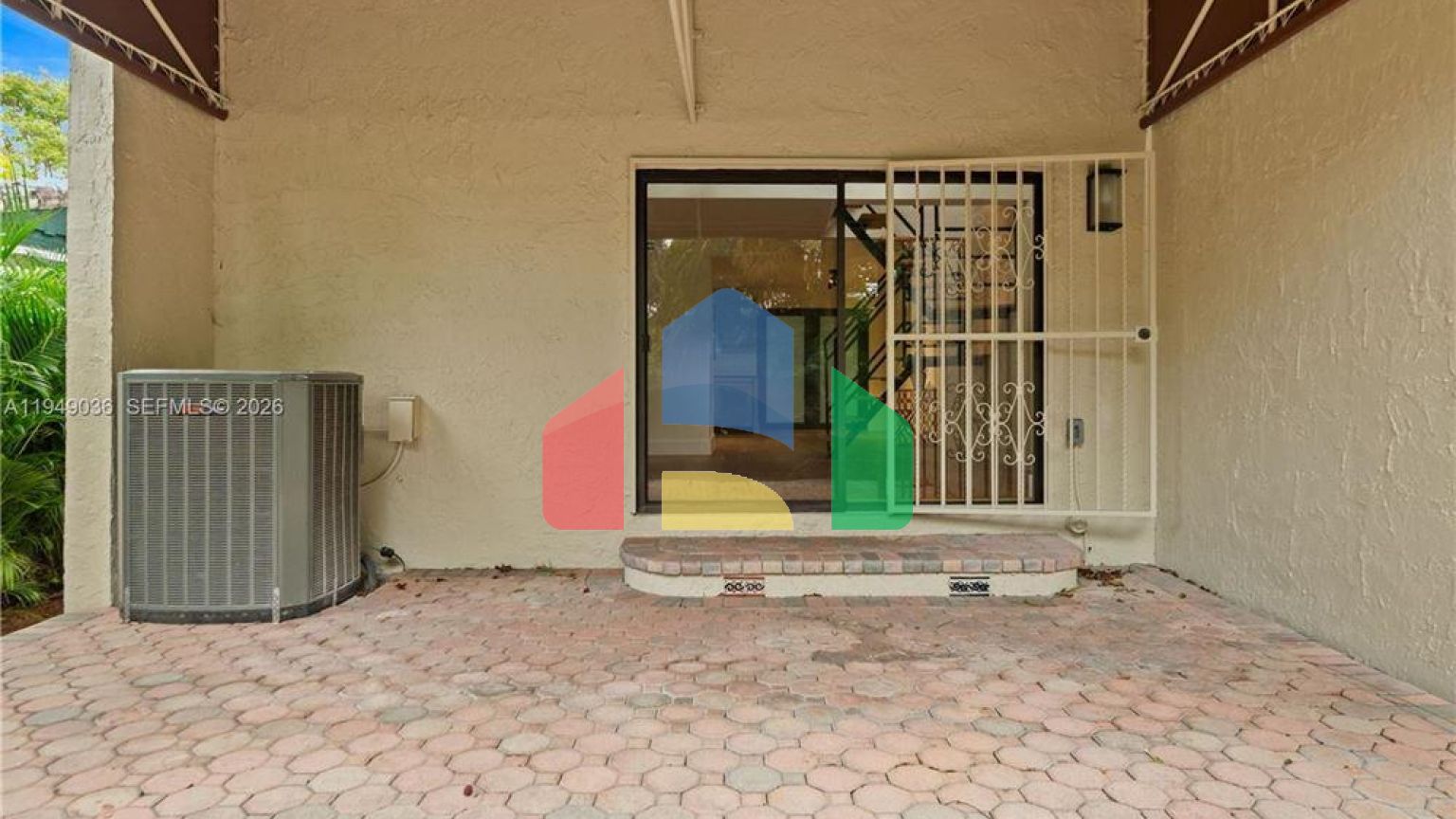 Residential - Townhouse - Miami, Florida, United States - United States