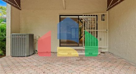 Residential - Townhouse - Miami, Florida, United States - United States