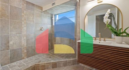 Residential - Townhouse - Miami, Florida, United States - United States