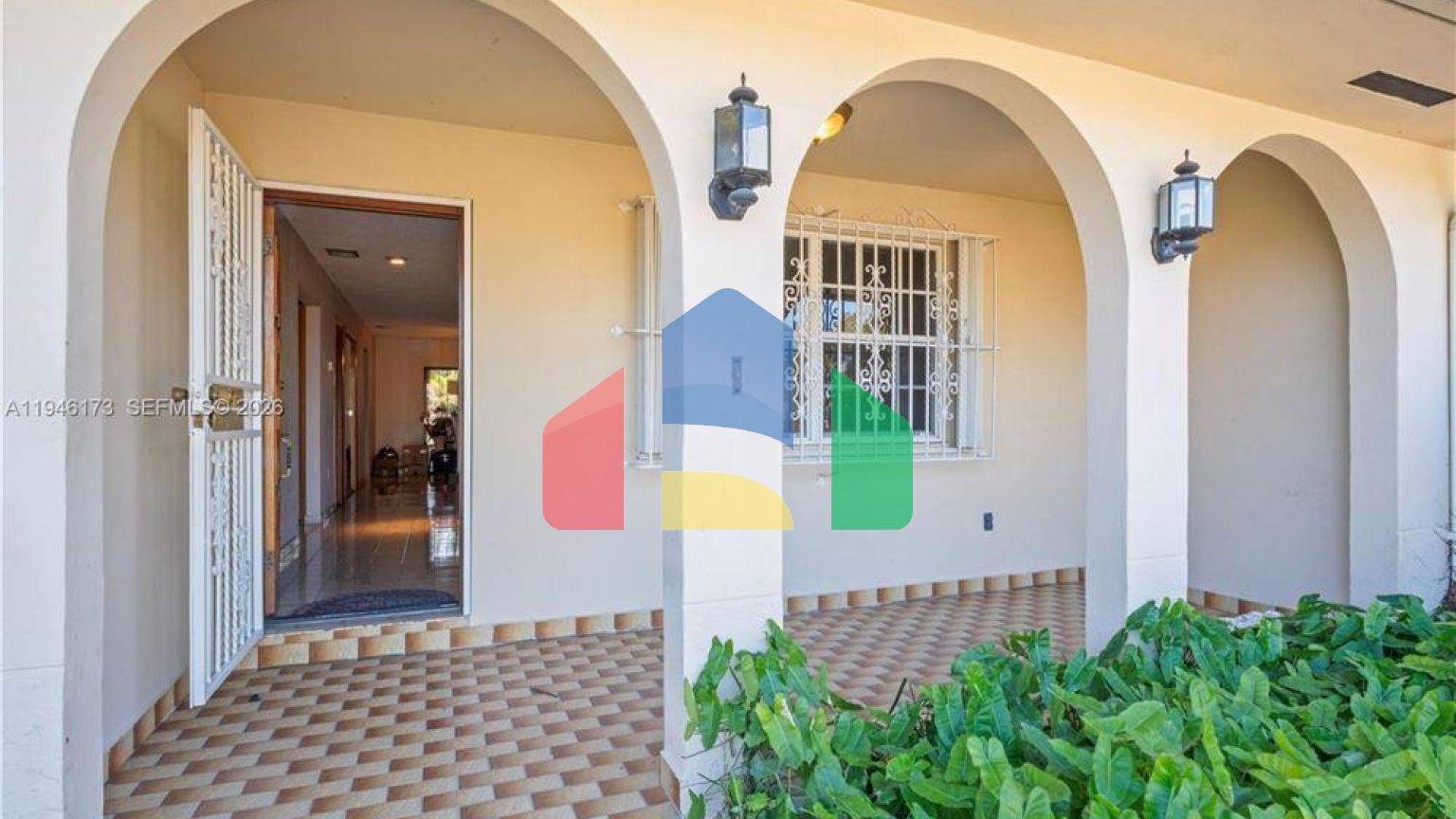 Residential - Single Family Home - Miami, Florida, United States - United States