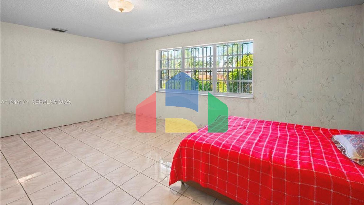 Residential - Single Family Home - Miami, Florida, United States - United States