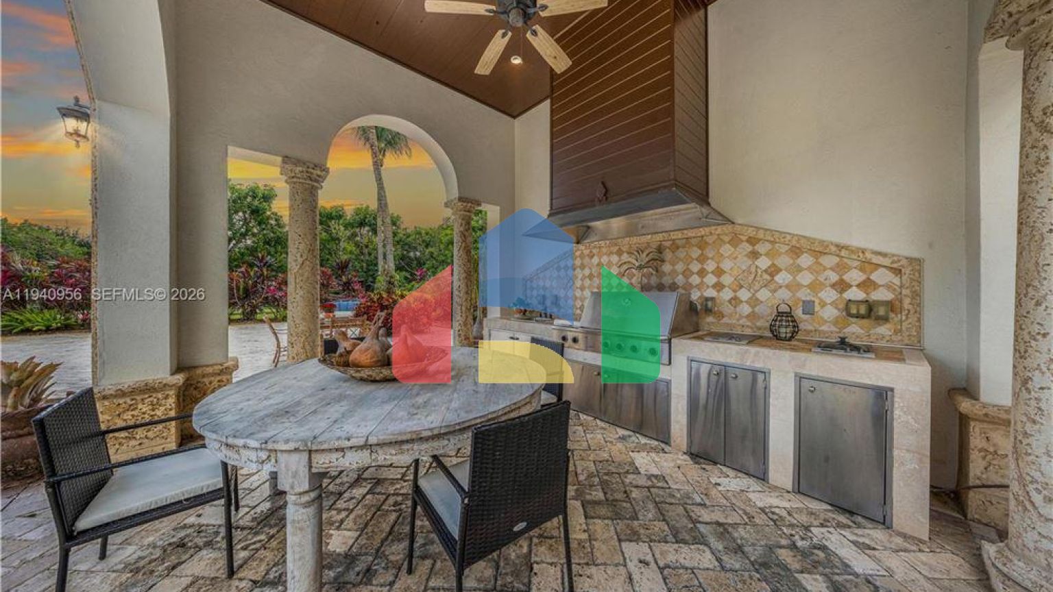 Residential - Single Family Home - Miami, Florida, United States - United States