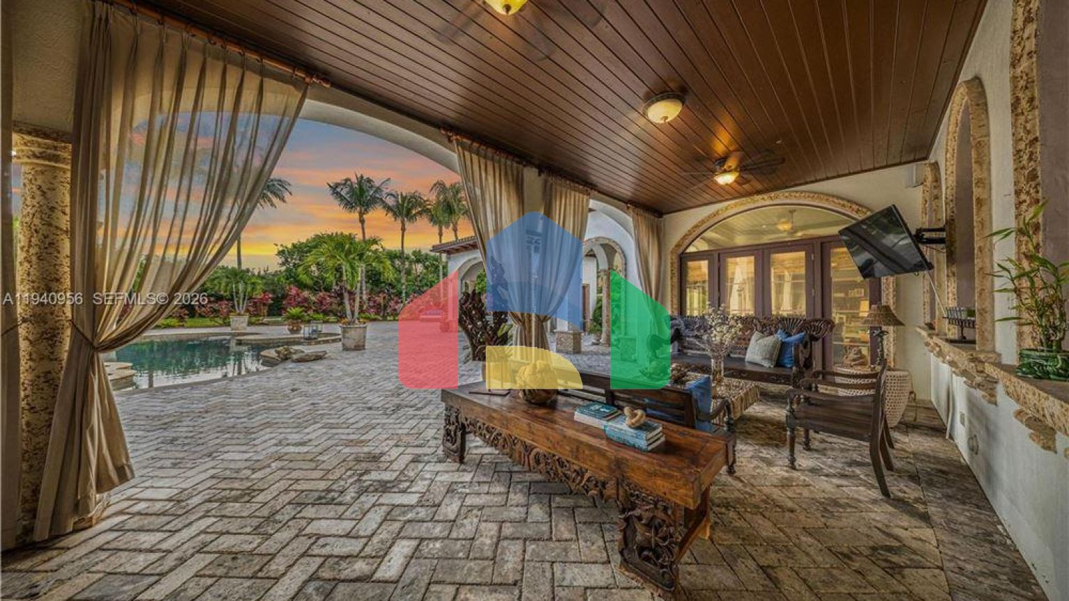 Residential - Single Family Home - Miami, Florida, United States - United States